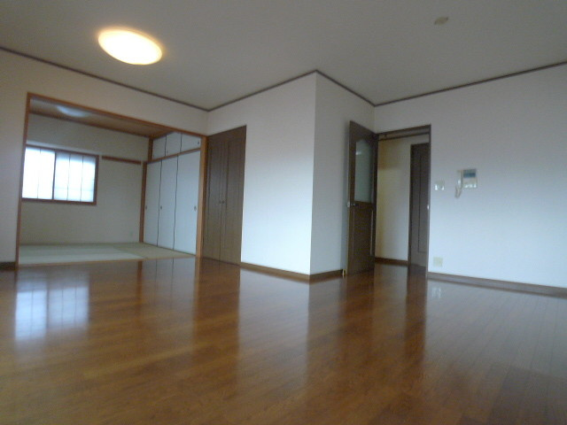 【内装】 | ツインタワー博多駅前 | きれいな内装です