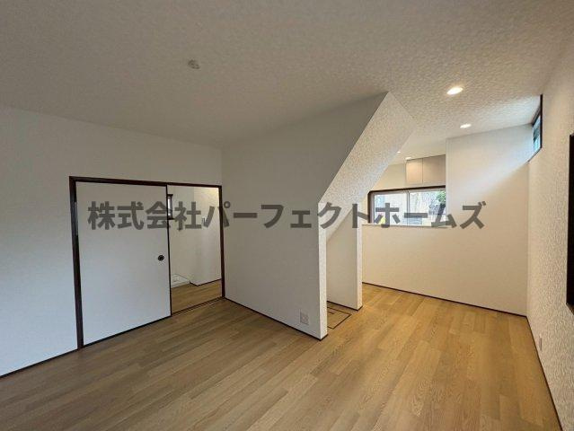 茄子作２丁目戸建て　賃貸の居間・リビング|ゆったりとしたリビングです