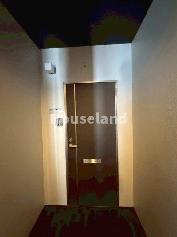 カムロビルの内装