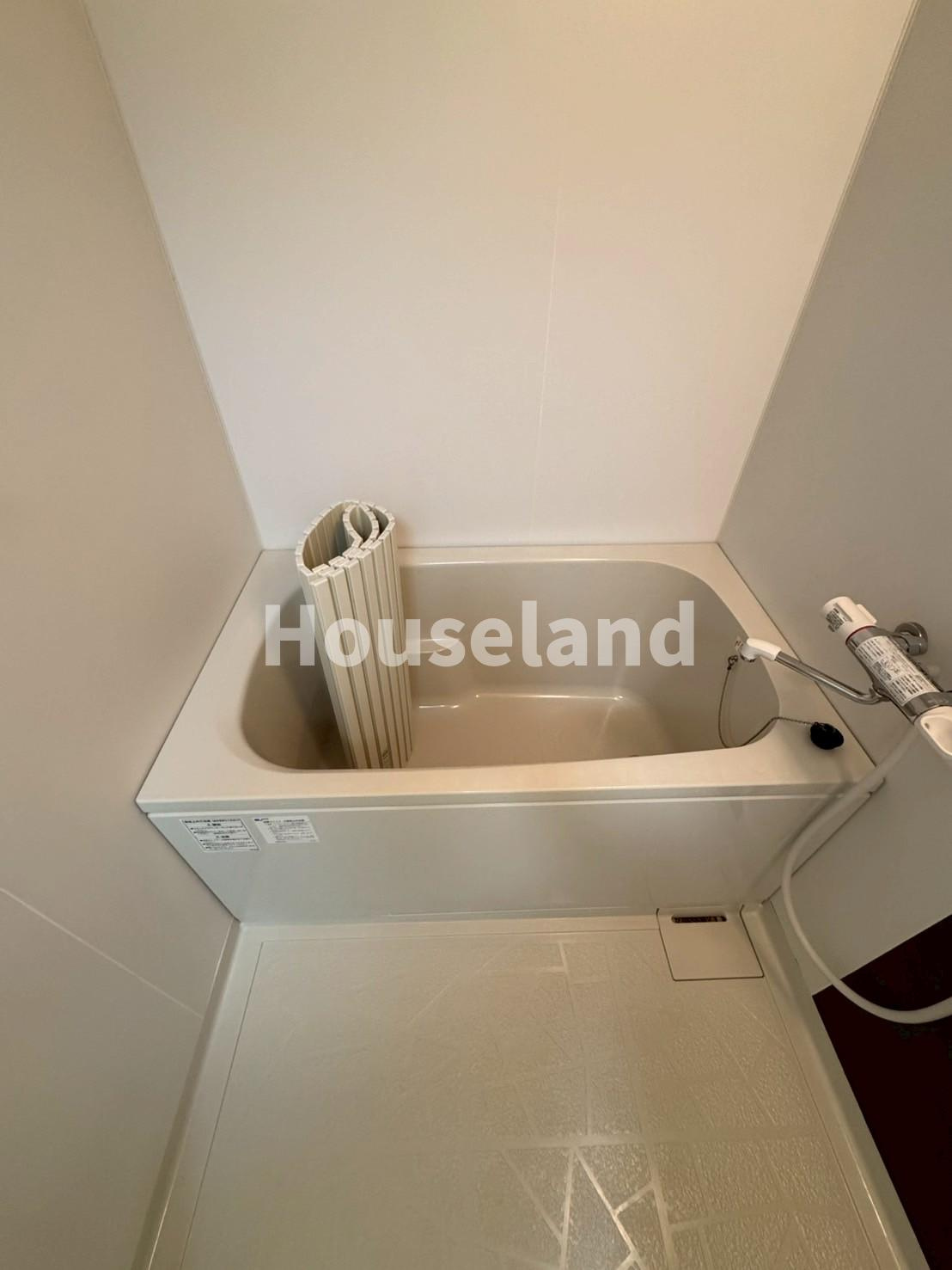 カムロビルの浴室