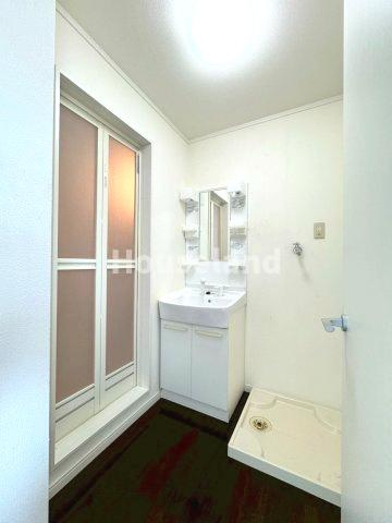 カムロビルの洗面所