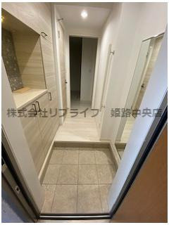 シャーメゾン姫路Rの玄関