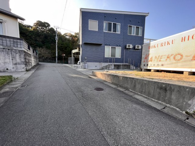 姫路市家島町坊勢／売土地の前面道路含む現地写真