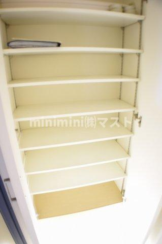 シエロ南堀江の収納