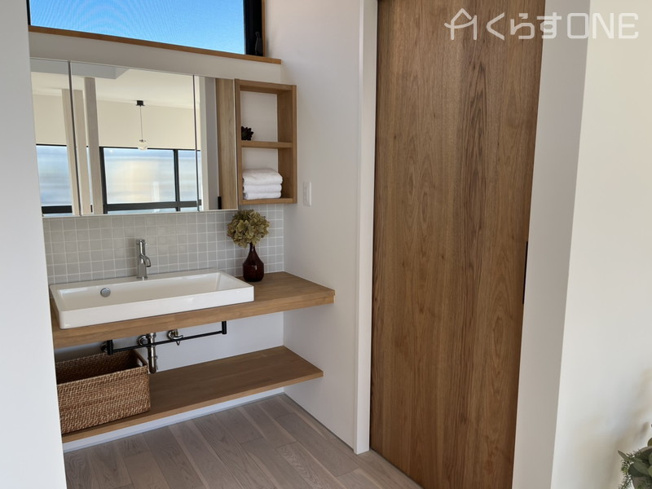 【その他】 | 揖保郡太子町鵤／売土地 | 【自社施工例】オープンで家族みんなが使いやすいウォッシュルーム