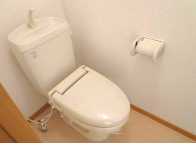 【トイレ】 | パルフェ和泉 | ※同物件・反転タイプの写真