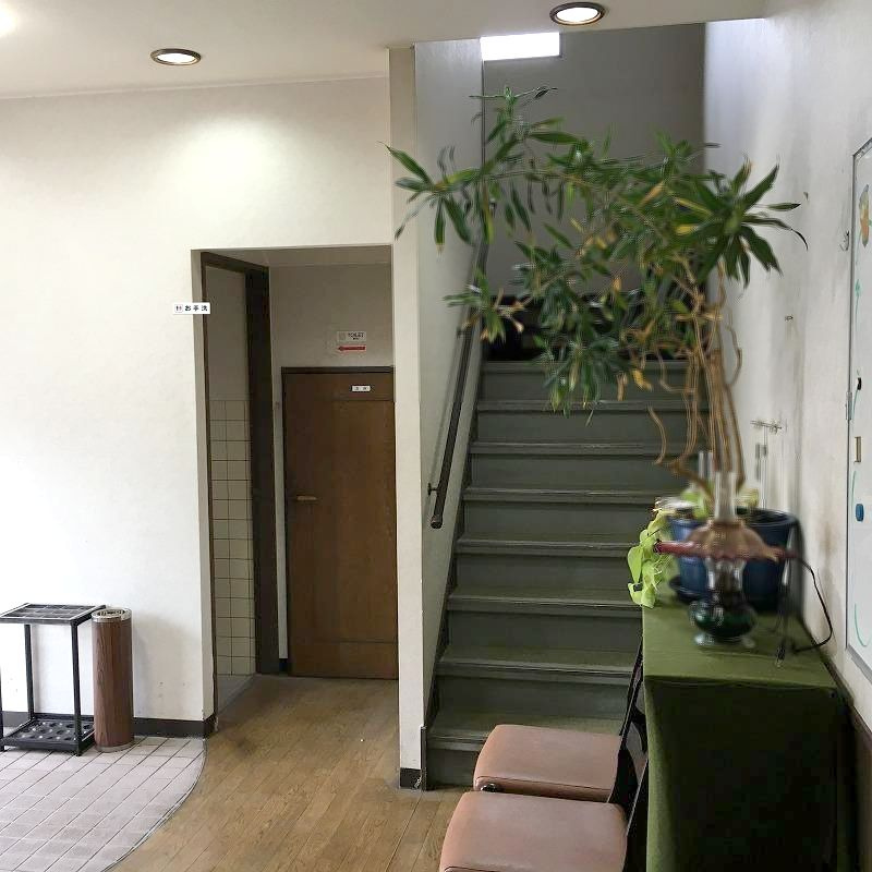 高知市大津甲　売店舗の内装