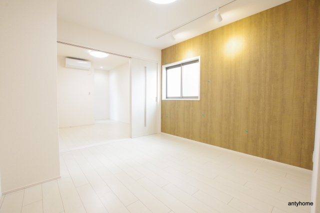フジパレス吹田垂水町Ⅱ番館 仲介手数料無料の居間・リビング