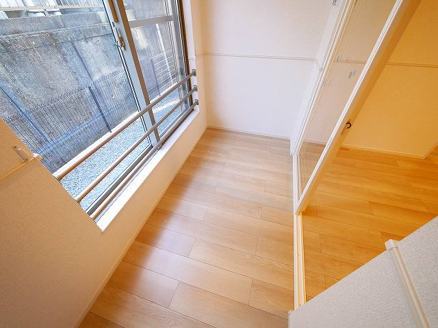 クレメント東九条Ｂのバルコニー|インナーバルコニー