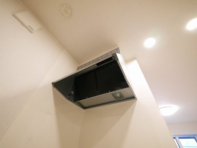 クレメント東九条Ｂのキッチン|換気扇