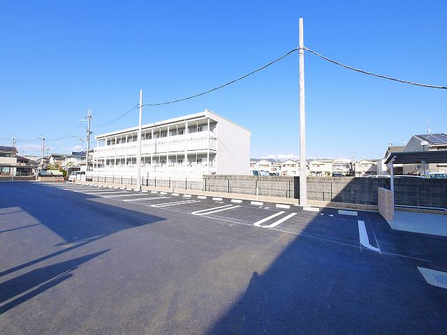 クレメント東九条Ｂの駐車場|駐車場です