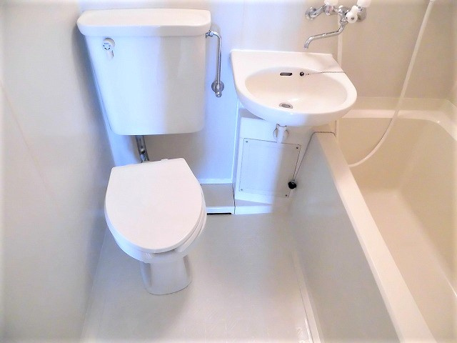 出浦マンションのトイレ|※別部屋のイメージ写真です。