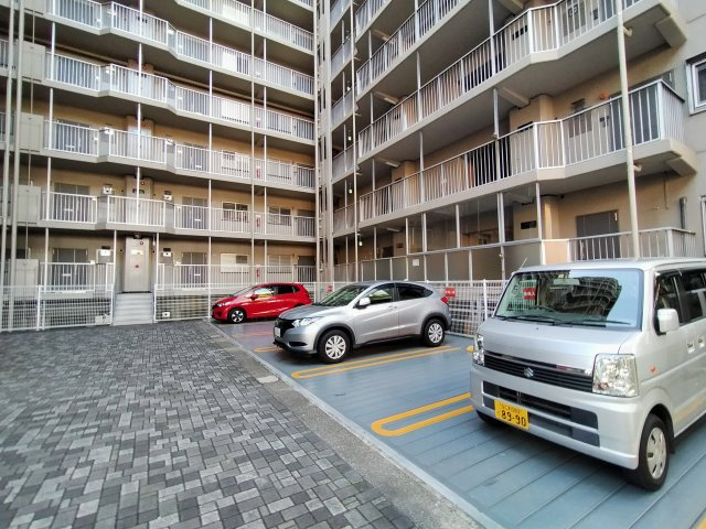 森ノ宮ハイツの駐車場|駐車場です。