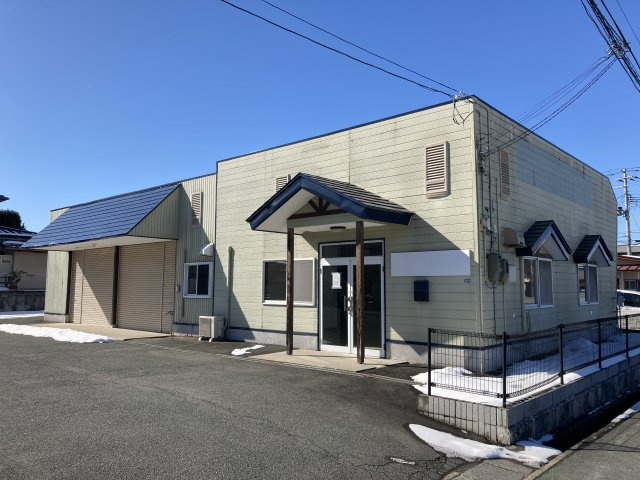 山形市南原町３丁目の事務所の外観