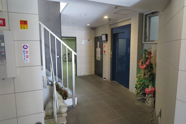 プロスパー瓦屋町のエントランス