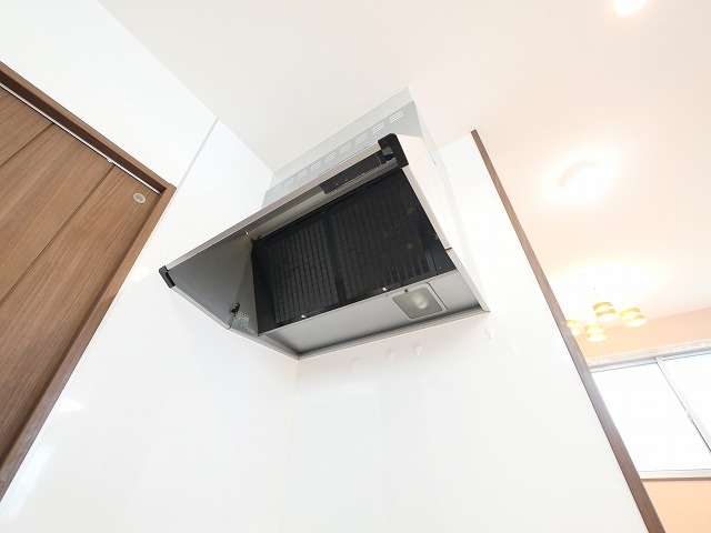 富雄元町1丁目戸建のキッチン|使いやすいキッチンです