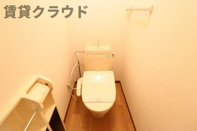ジャックパレス　Vのトイレ|ゆったりとした空間のトイレです