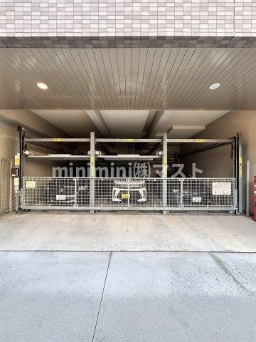 旧名　プレジオ南堀江の駐車場