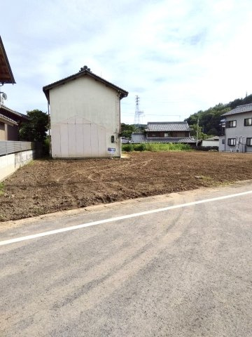 土地 大矢田の前面道路含む現地写真