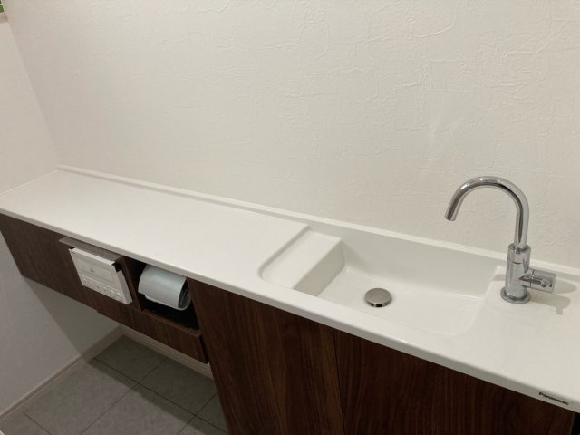 中古住宅 六之井のトイレ