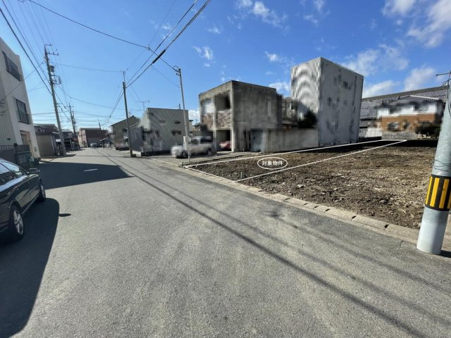土地　北方の前面道路含む現地写真