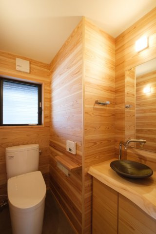 中古住宅 北方のトイレ