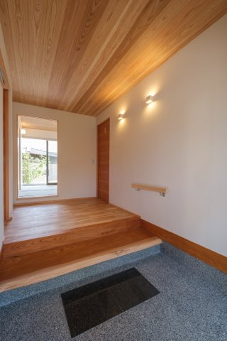 中古住宅 北方の玄関