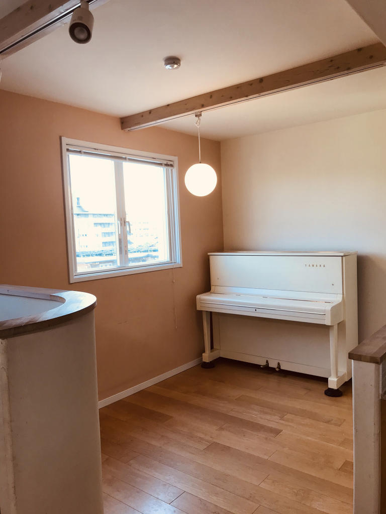 MAISON de CHARDONNAY長良東小前　の居間・リビング