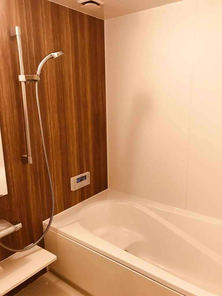 MAISON de CHARDONNAY長良東小前　の浴室