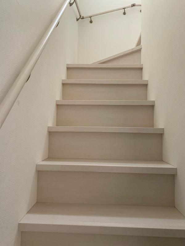 中古住宅 福寿町間島２丁目の内装|階段