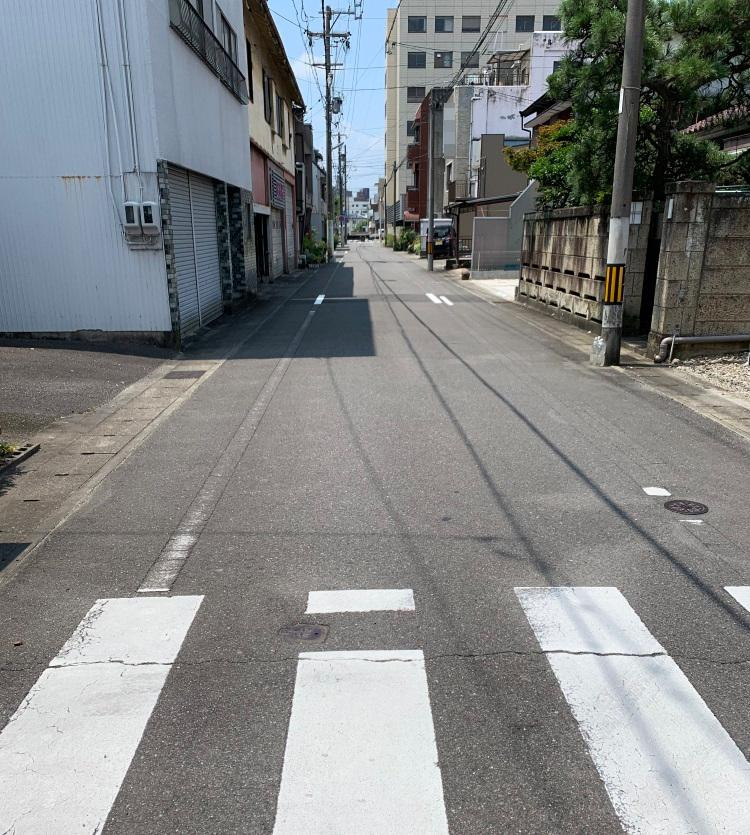 土地 元宮町４丁目の周辺
