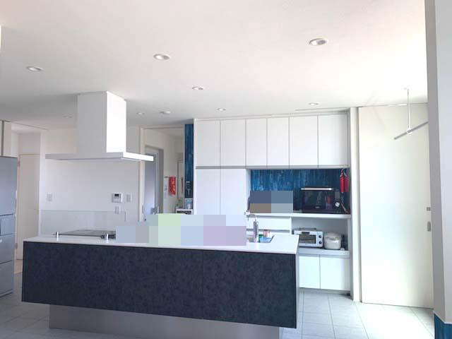 中古住宅 下奈良３丁目の居間・リビング