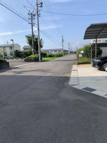 中古住宅 下奈良３丁目の前面道路含む現地写真|前面道路
