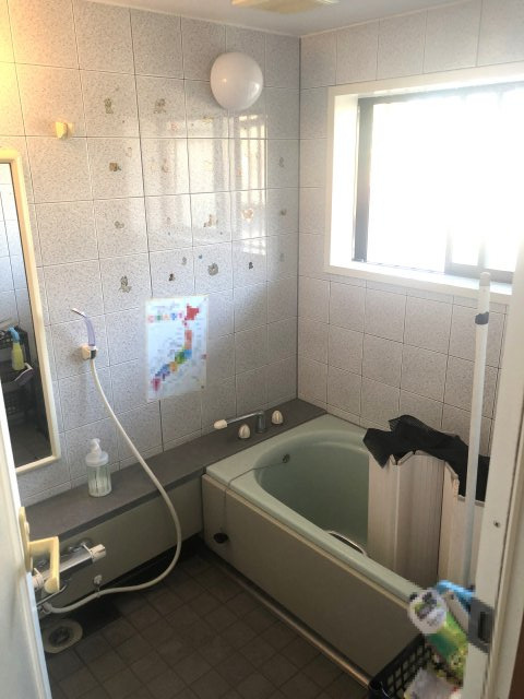 中古住宅　北野の浴室