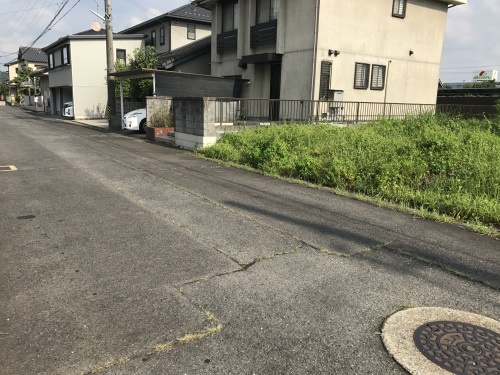土地 千疋の前面道路含む現地写真|前面道路　東方向