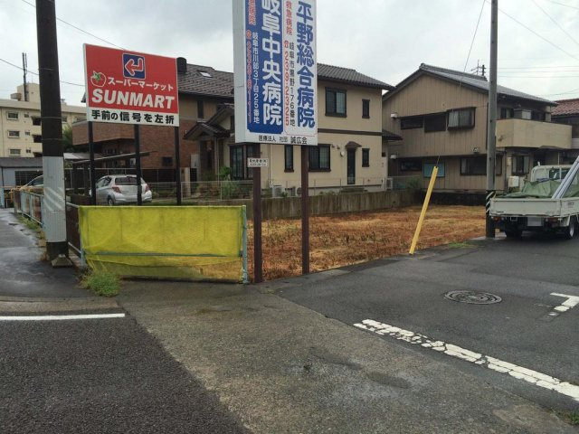 土地　若福町の前面道路含む現地写真|北側道路