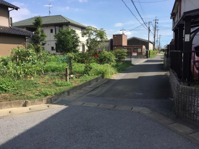 土地　北今ケ渕の前面道路含む現地写真