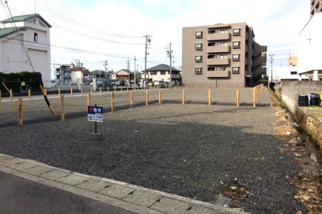 土地 月丘町３丁目