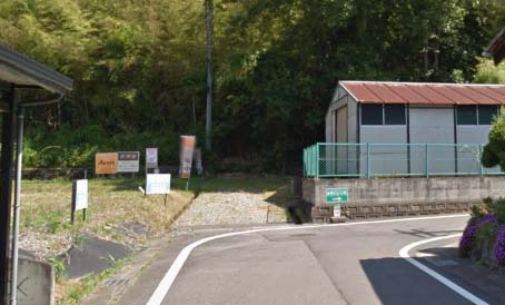 土地 千疋北１丁目の前面道路含む現地写真