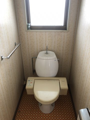 中古住宅 藍川のトイレ