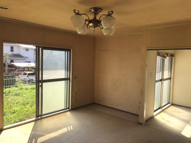 中古住宅 藍川の居間・リビング