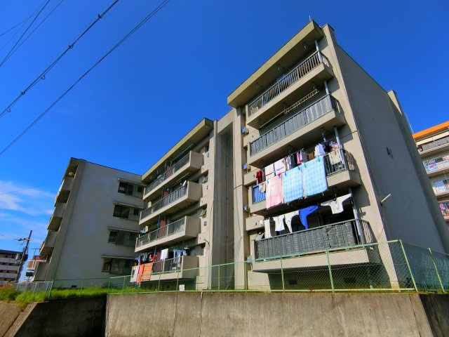 A1マンションの外観