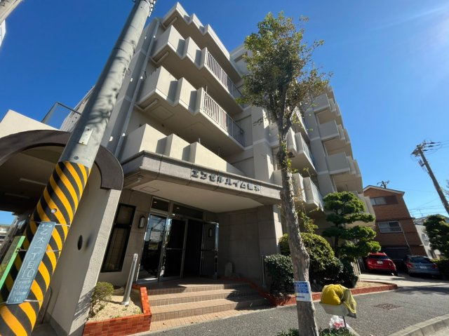 エンゼルハイム垂水の外観