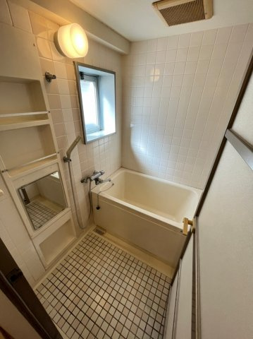 エンゼルハイム垂水の浴室