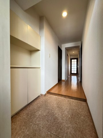 エンゼルハイム垂水の玄関