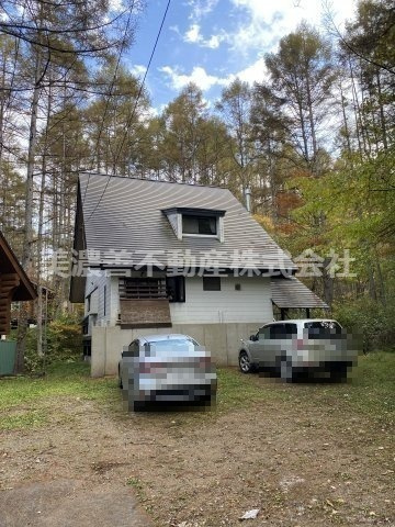 ５９８６１　高山市荘川町六厩別荘の外観