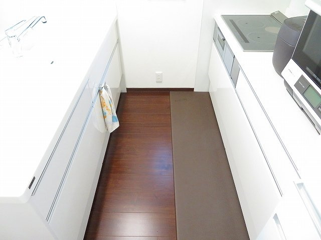 高知市 桜井町2丁目 中古戸建てのキッチン