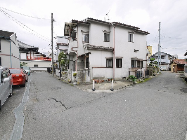 フレグランス小泉Aの駐車場