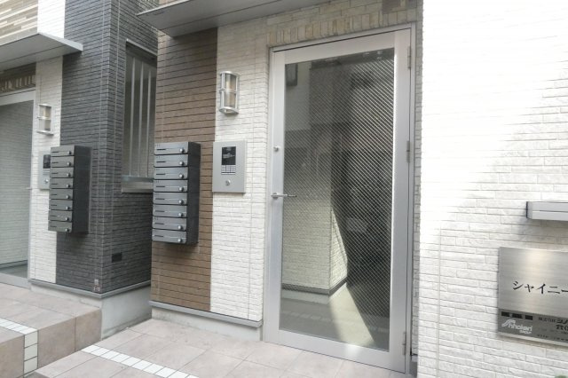 【エントランス】 | シャイニーサイド