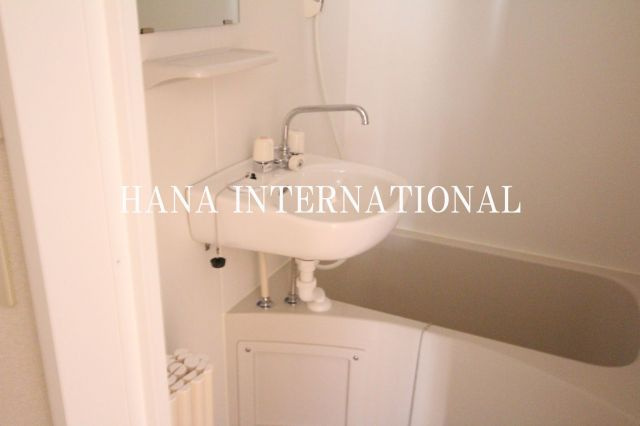 レオパレスＣＯＭＦＯＲＴの洗面所